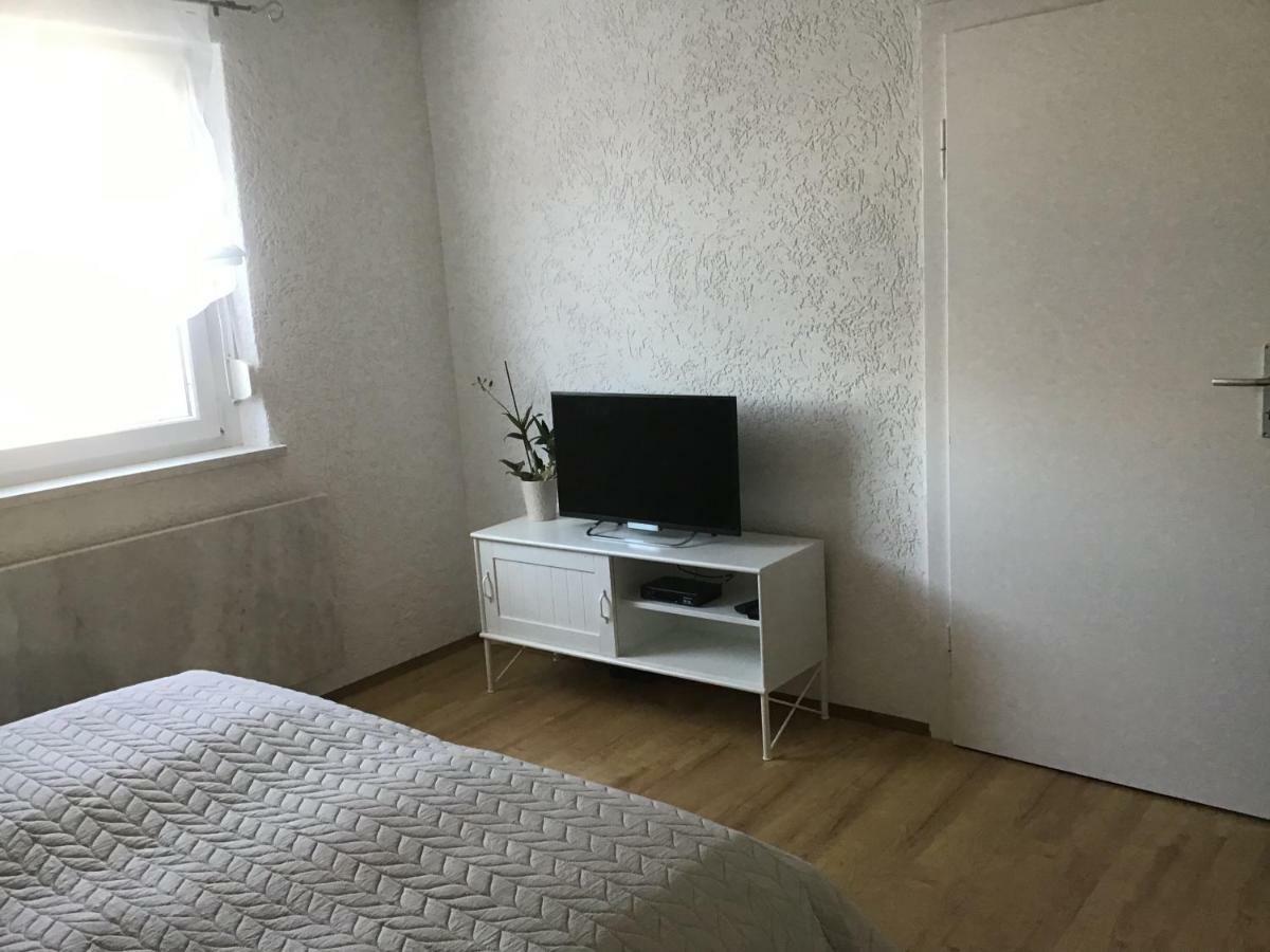 Ferienwohnung Elina Maxhutte-Haidhof ภายนอก รูปภาพ